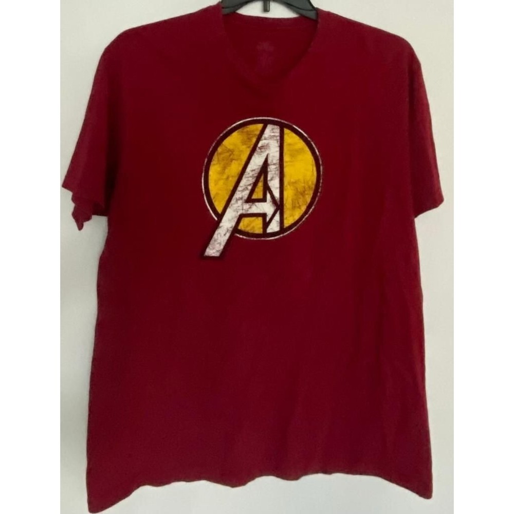 Marvel Avengers Men's T-Shirt Red Graphic Tee‎ Logo Size XL